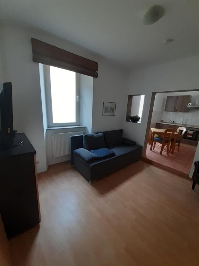 Fe Wo Am Alten Rathaus Andernach Dış mekan fotoğraf