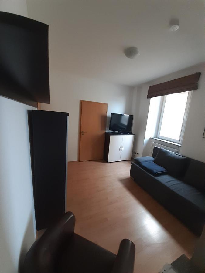 Fe Wo Am Alten Rathaus Andernach Dış mekan fotoğraf
