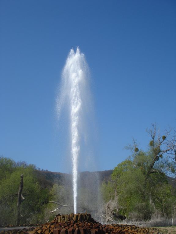 Fe Wo Am Alten Rathaus Andernach Dış mekan fotoğraf