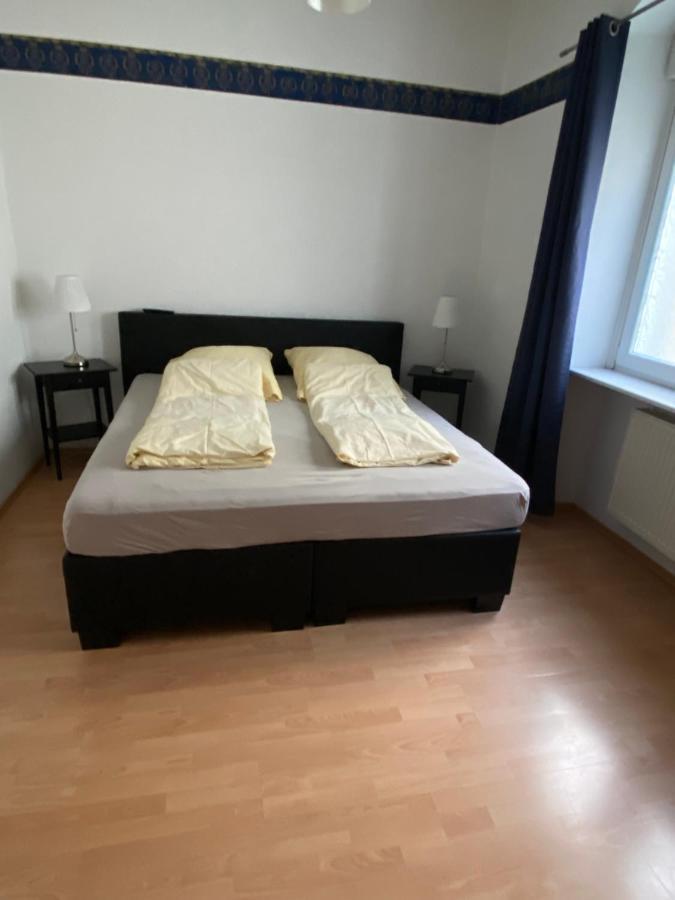 Fe Wo Am Alten Rathaus Andernach Dış mekan fotoğraf